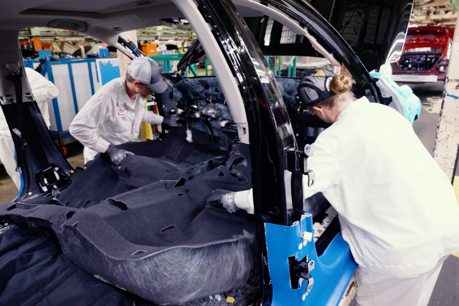 Honda recycles associate uniforms to produce car insulators