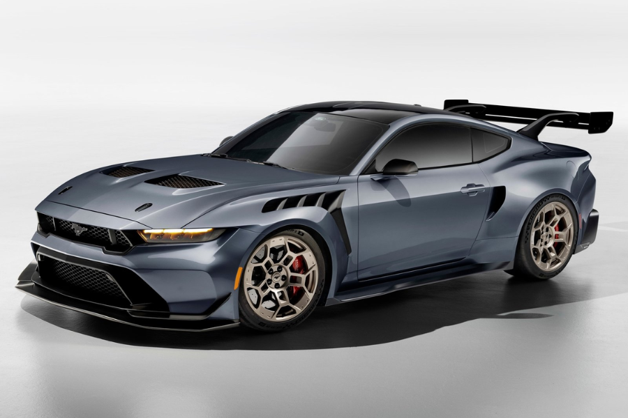 2025 Ford Mustang GTD can actively open, close rear wing with DRS