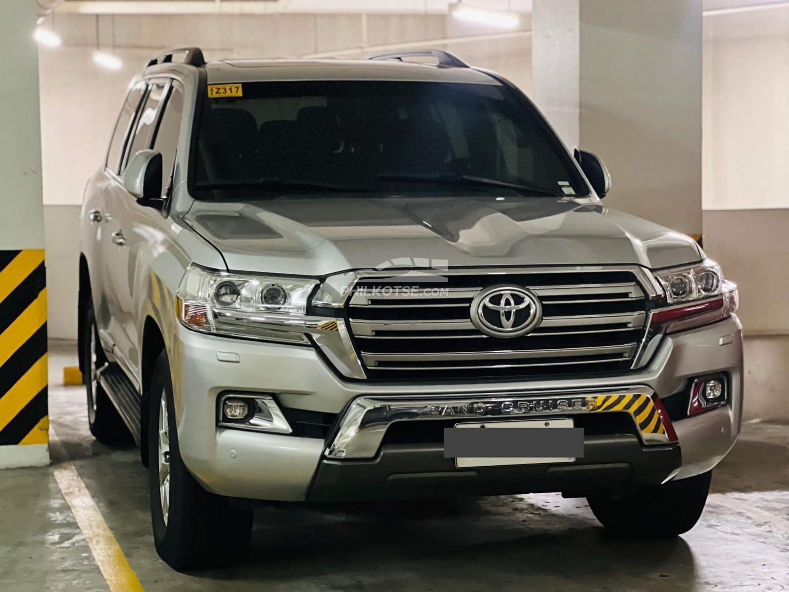Buy Used Toyota Land Cruiser 2018 for sale only ₱4300000 - ID836359