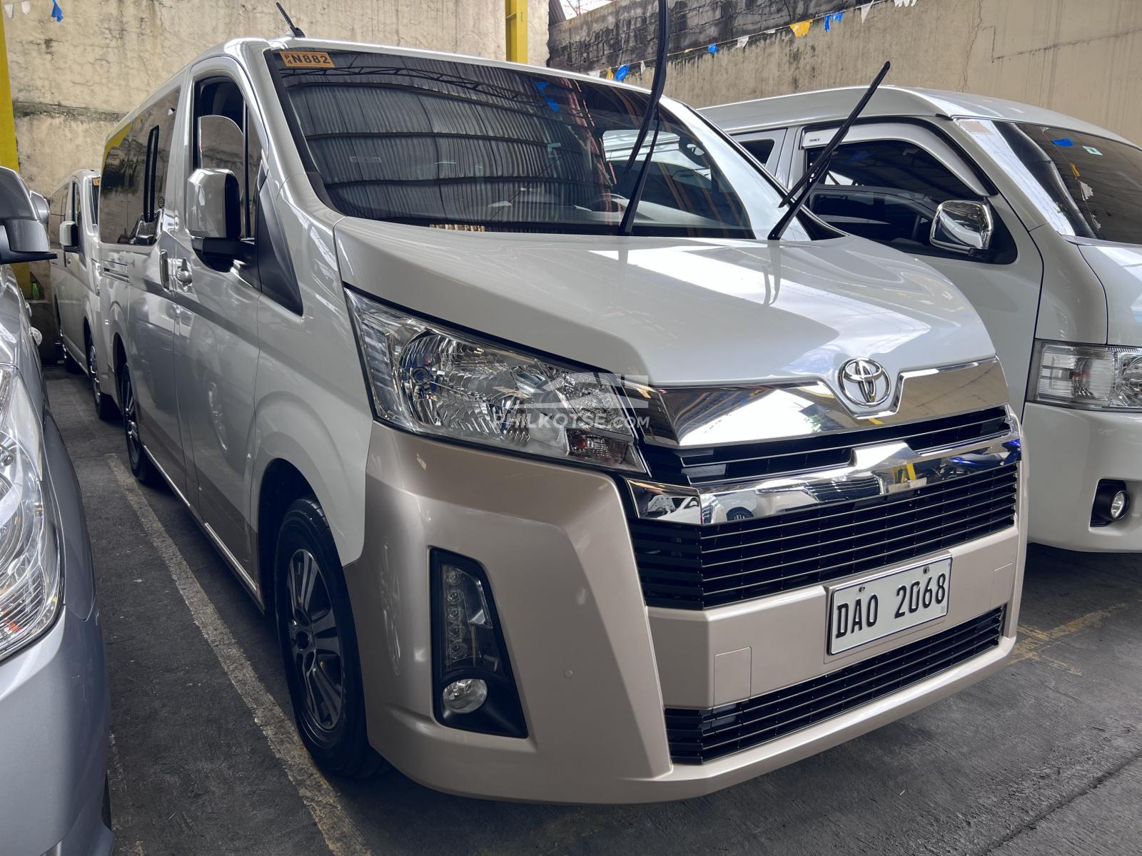 Buy Used Toyota Hiace 2020 for sale only ₱2100000 - ID837283