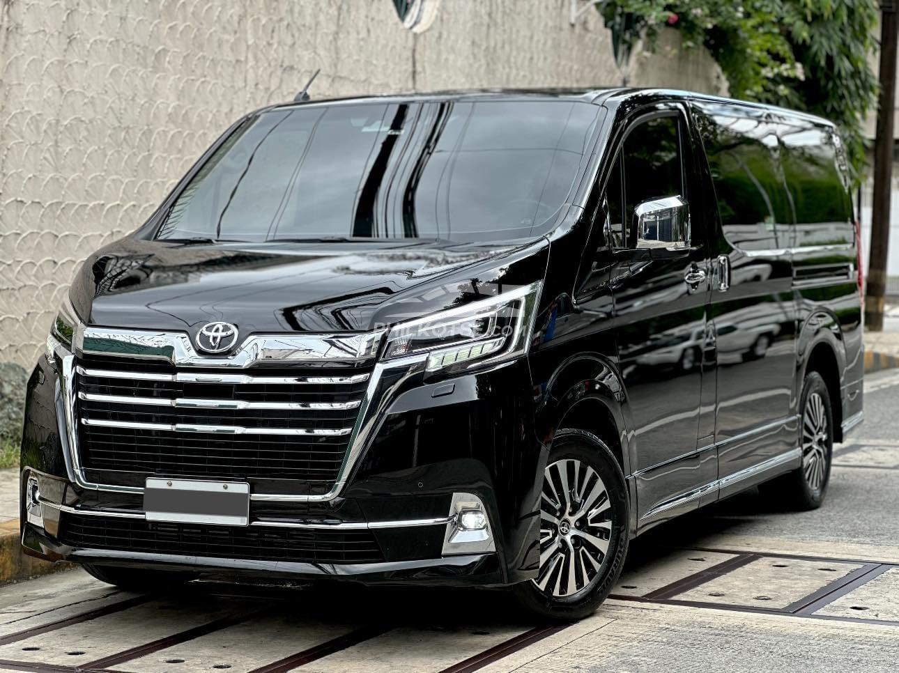 Buy Used Toyota Hiace Super Grandia 2021 for sale only ₱3880000 - ID837368