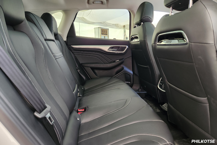 Marvel R rear seats