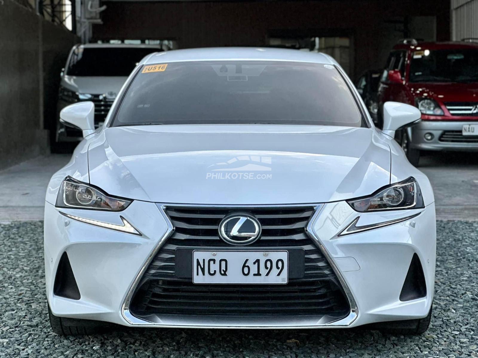 Buy Used Lexus Is 350 2018 for sale only ₱1958000 ID839894