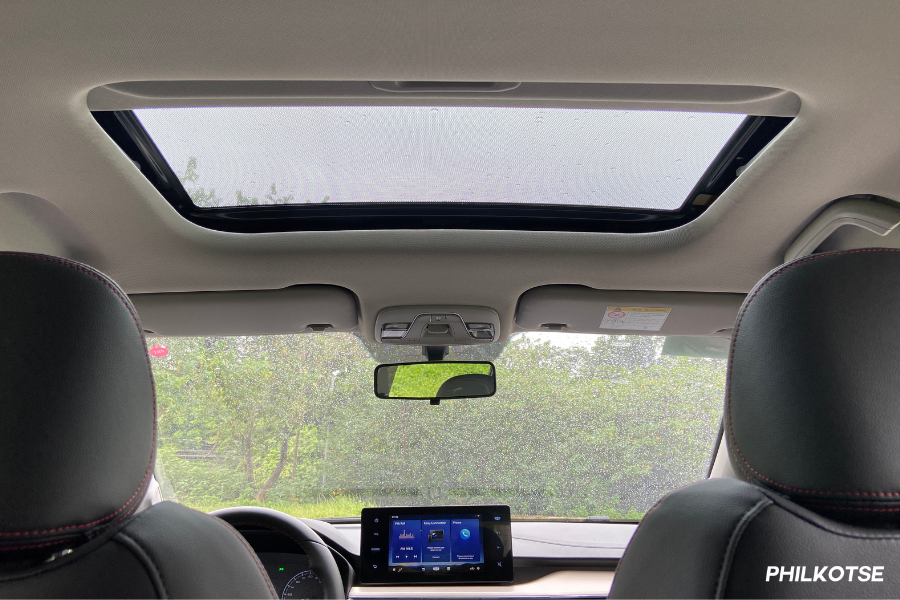 Geely GX3 Pro sunroof