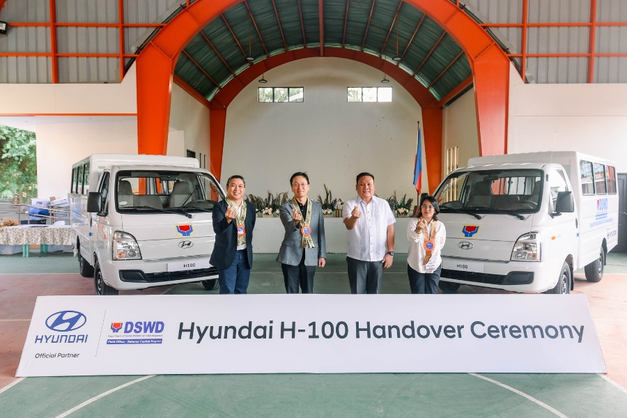 Hyundai Motor PH donates two H-100 units to DSWD-NCR