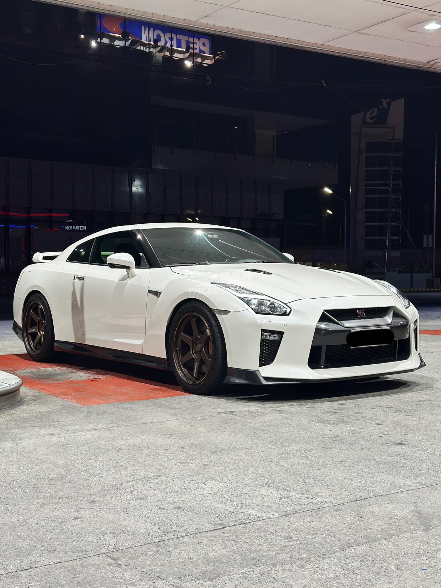 Buy Used Nissan GT-R 2018 for sale only ₱7300000 - ID846775