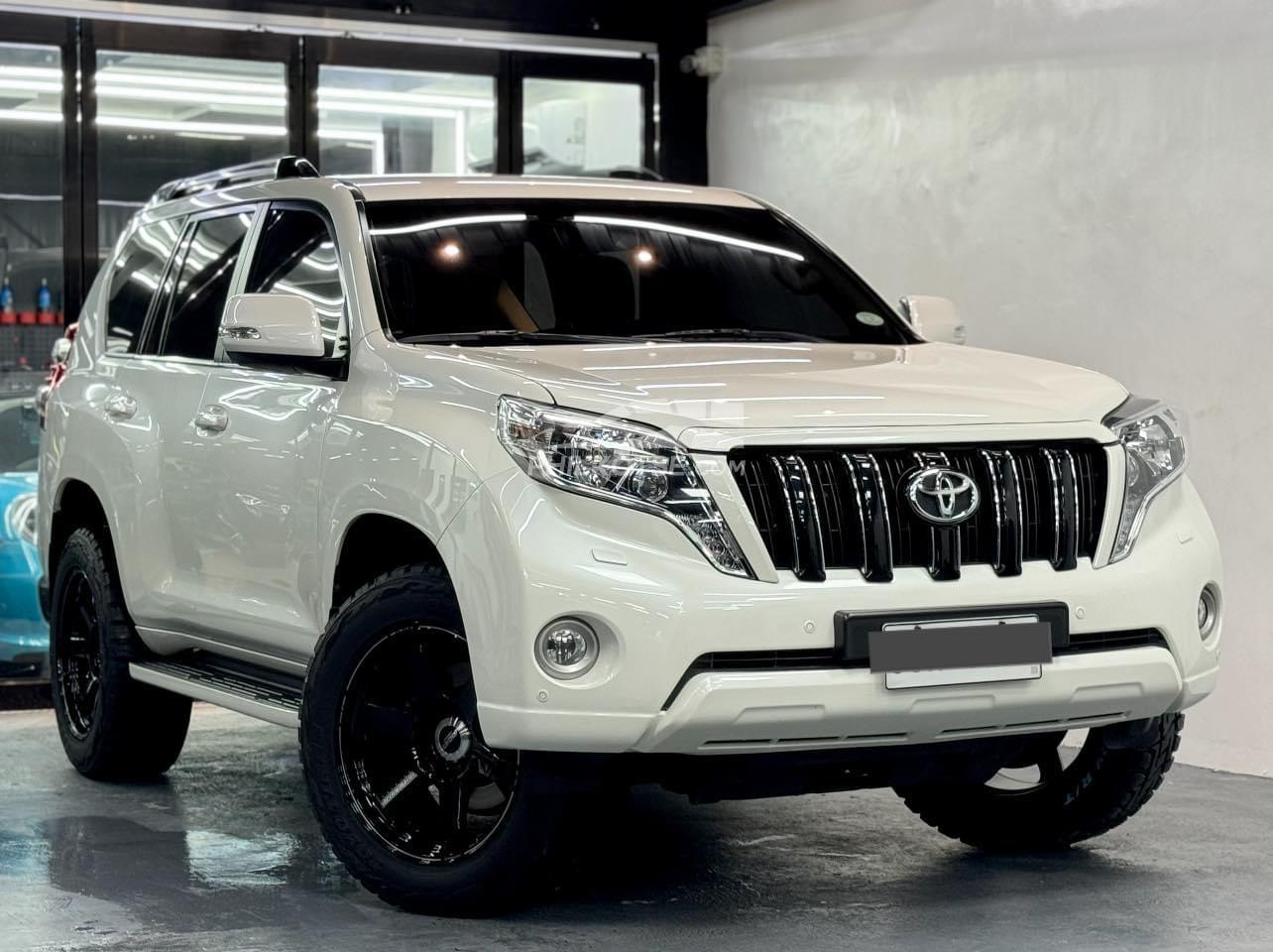 Buy Used Toyota Land Cruiser Prado 2016 for sale only ₱2488000 - ID850286