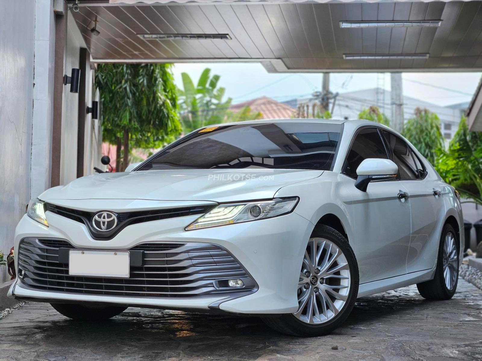 Buy Used Toyota Camry 2019 for sale only ₱1298000 - ID850749