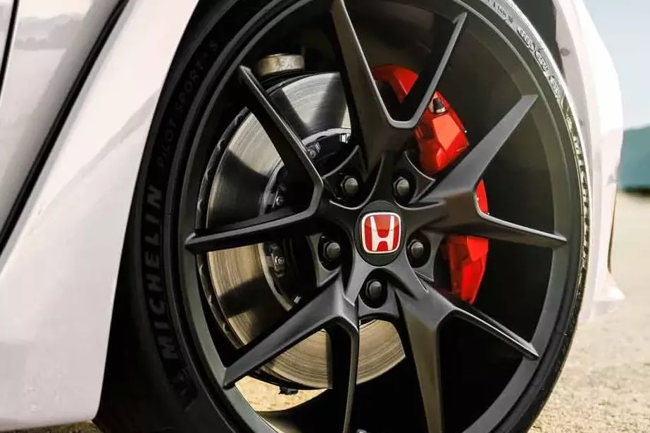 Honda Civic Type R wheel