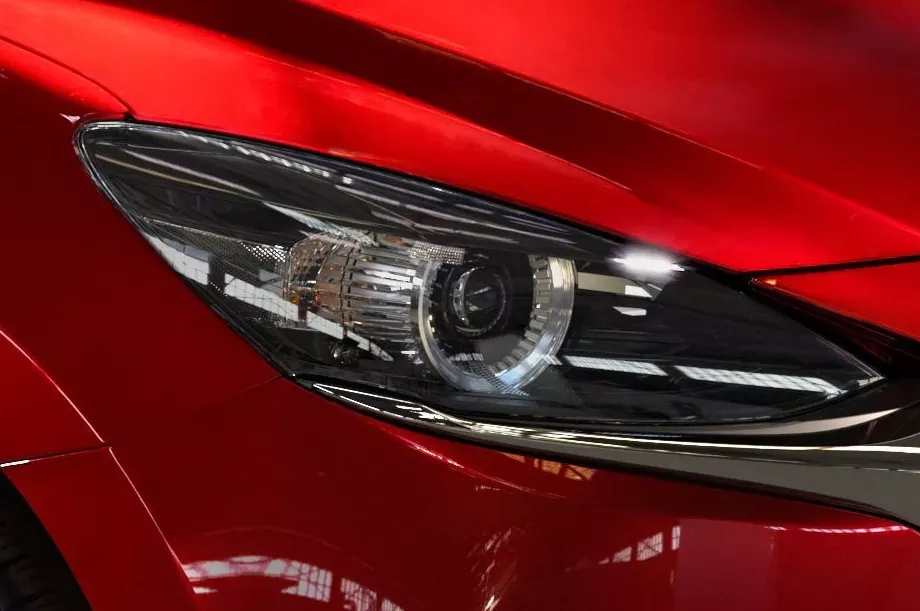 Mazda 2 Hatchback headlight