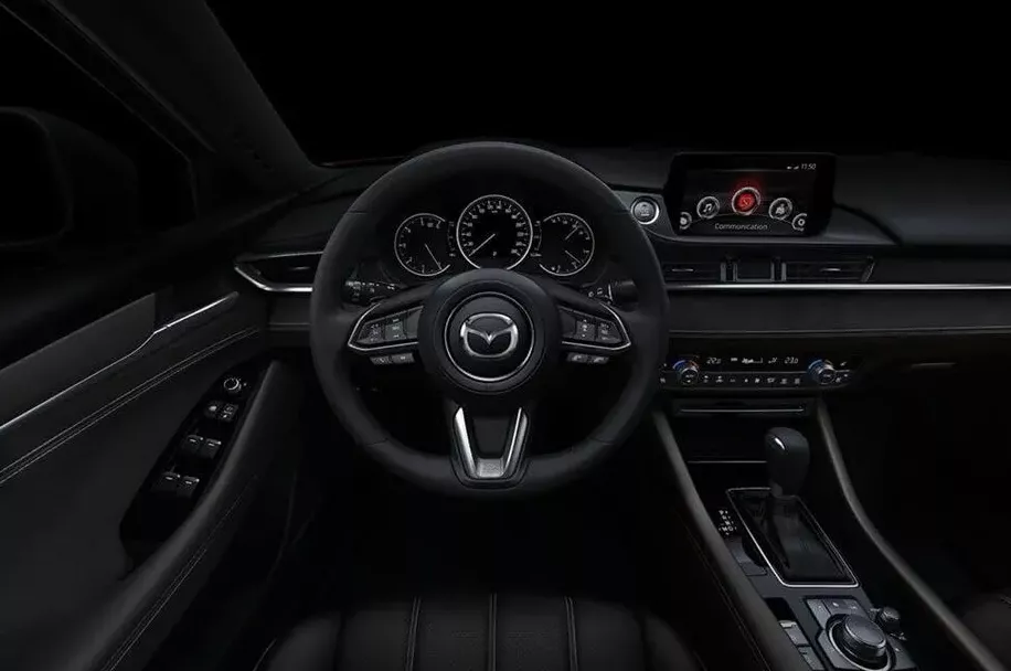 Mazda 6 Sports Wagon interior