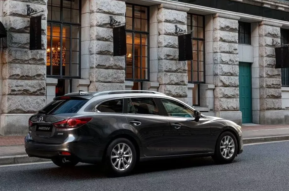 Mazda 6 Sports Wagon rear end