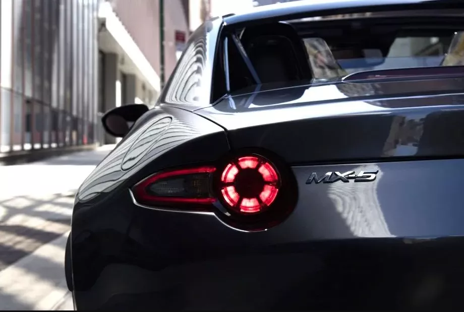Mazda MX-5 RF taillight