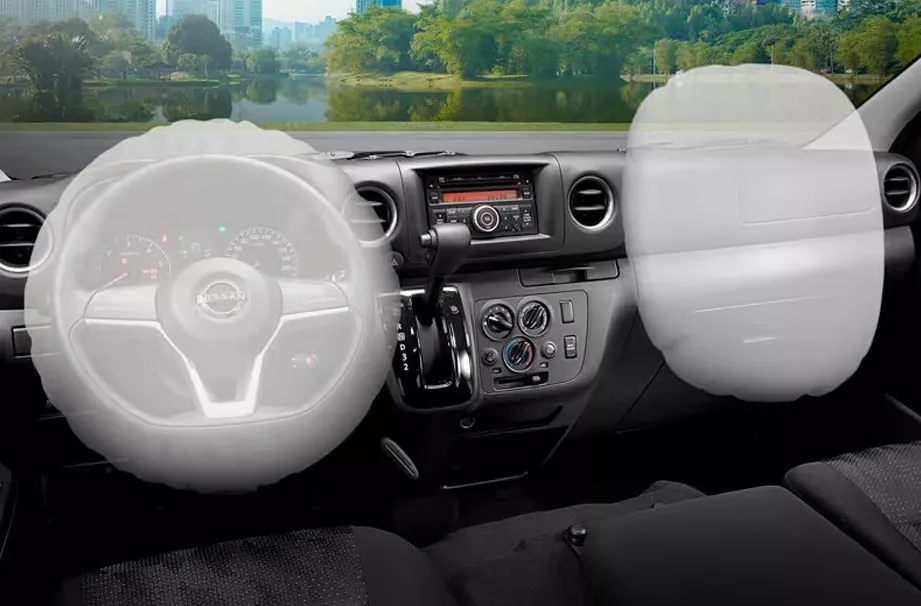 Nissan NV350 Urvan airbags