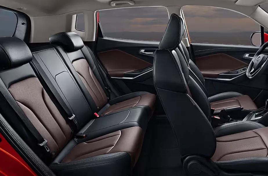 Changan CS15 seating