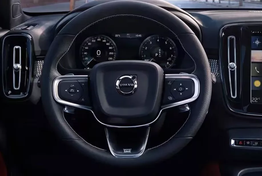 Volvo XC40 steering wheel