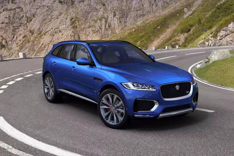 Jaguar F-Pace angular front