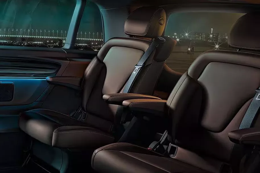 Mercedes-Benz V-Class interior