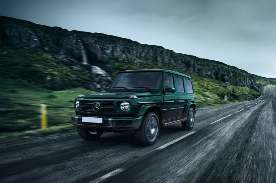 Mercedes-Benz G-Class angular front