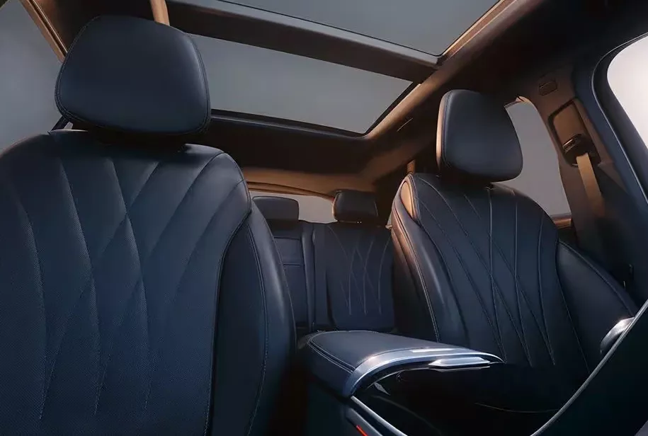 Mercedes-Benz GLC-Class seats