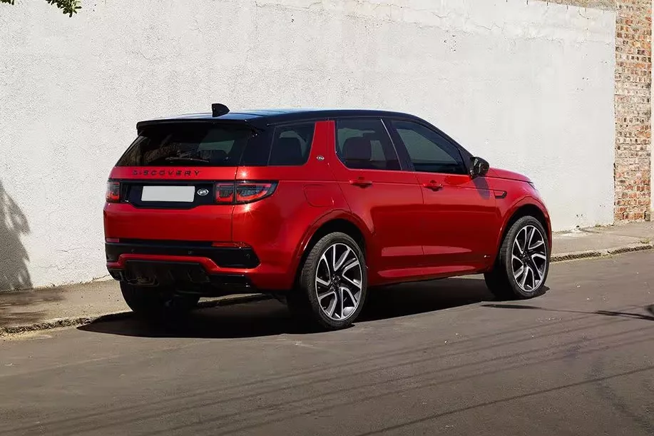 Land Rover Discovery Sport angular rear