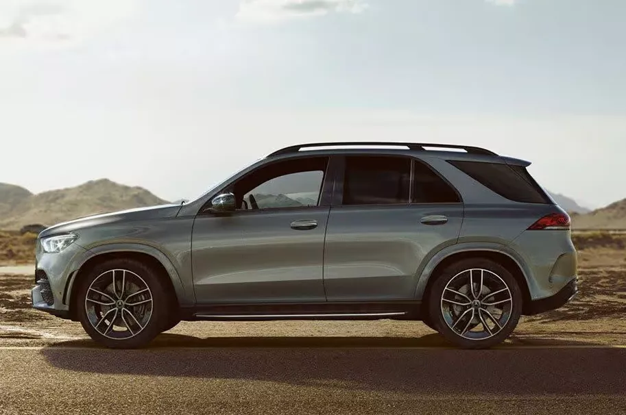 Mercedes-Benz GLE Class side end