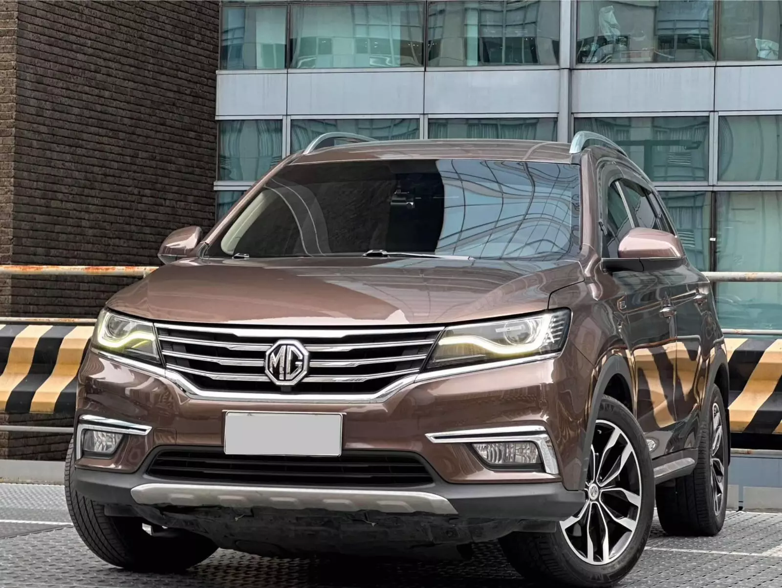 Buy Used MG RX5 2019 for sale only ₱578000 ID859047