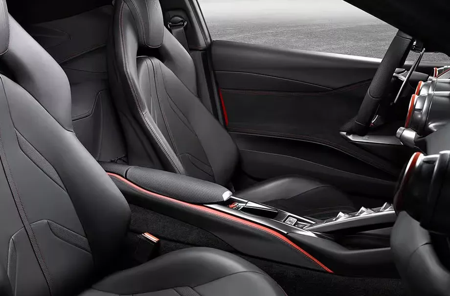 Ferrari 812 Superfast seats