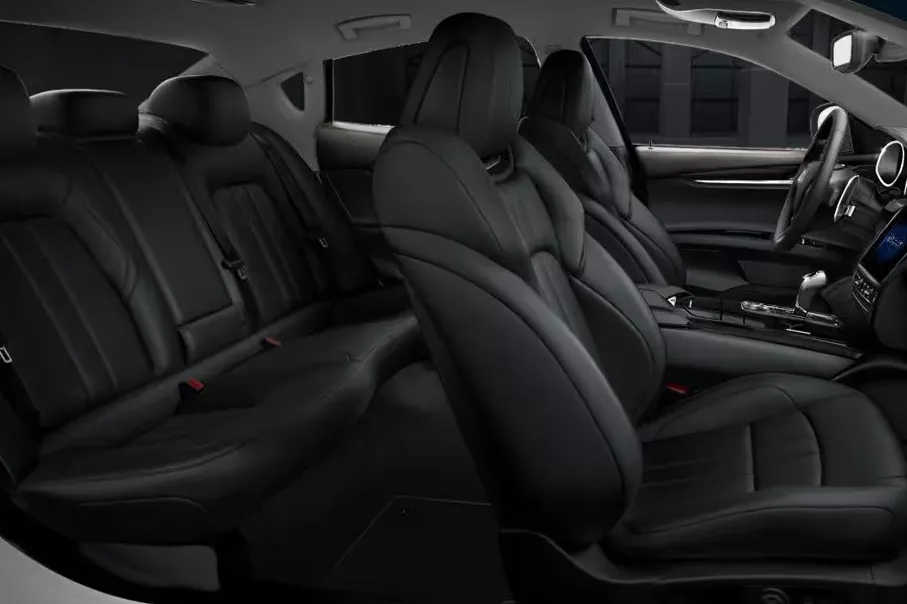 Maserati Quattroporte seats