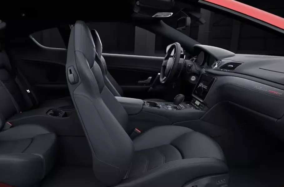 Maserati GranTurismo seats