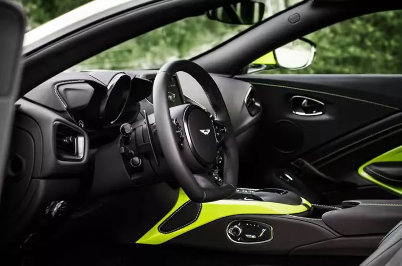 Aston Martin Vantage interior