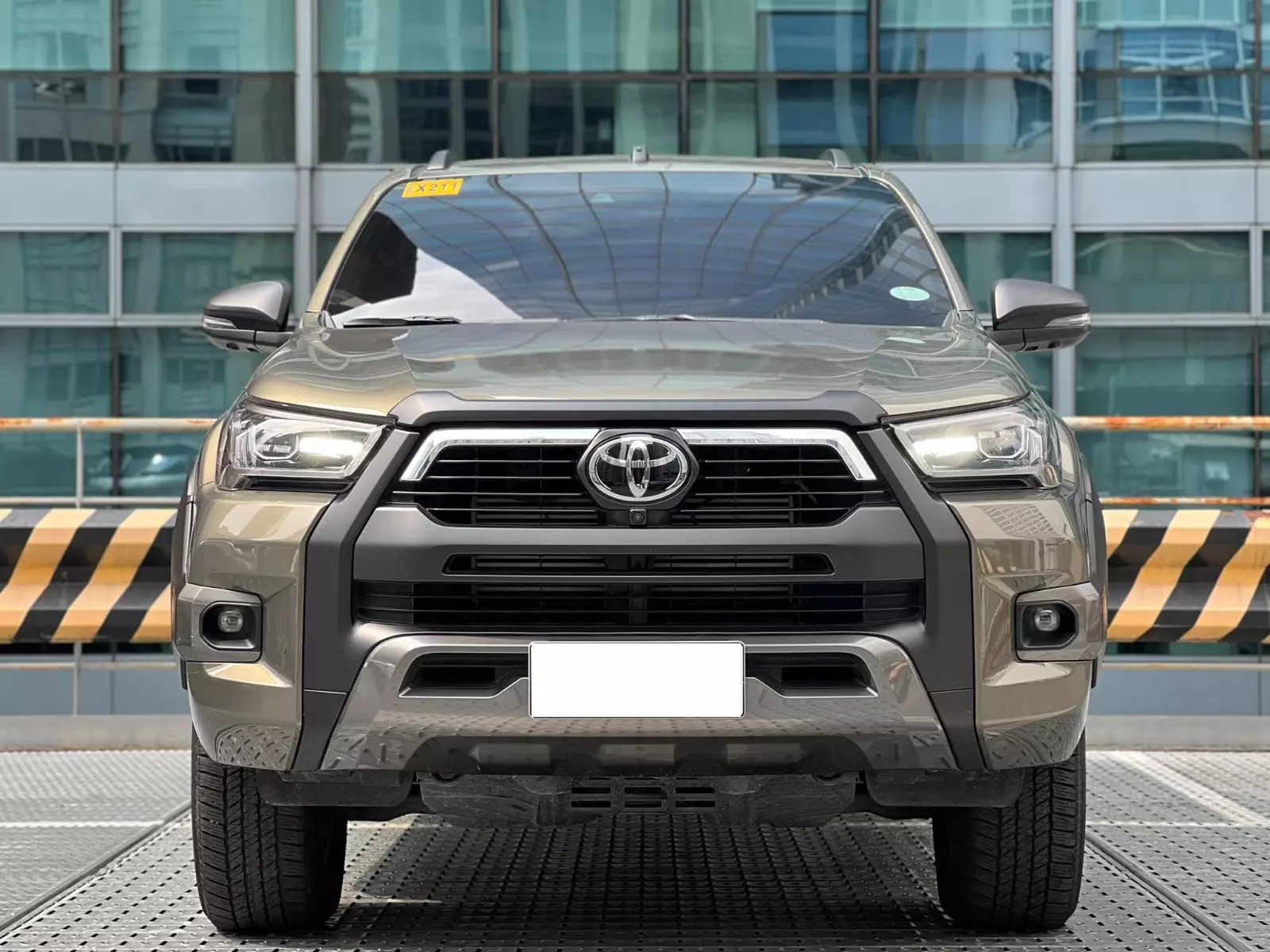 Buy Used Toyota Hilux 2023 for sale only ₱1458000 ID859357