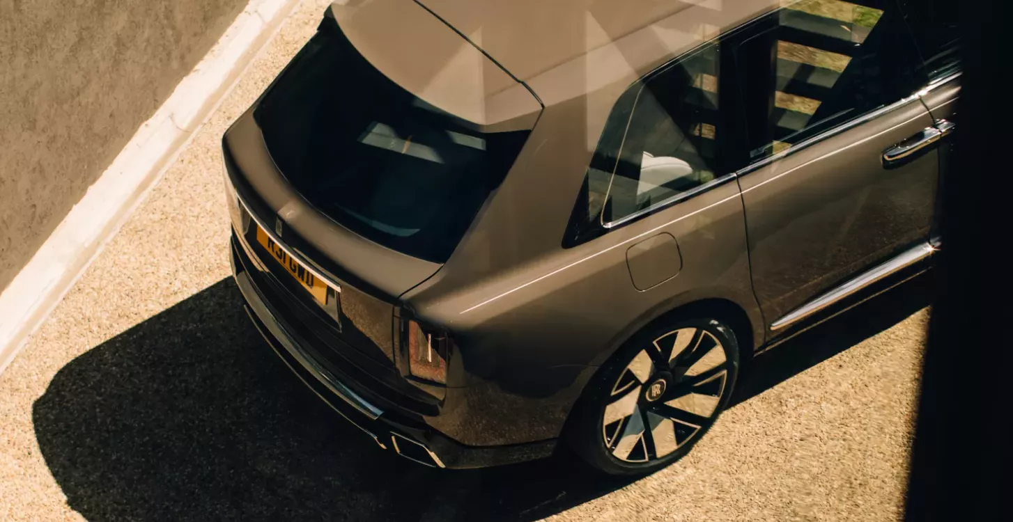 Rolls-Royce Cullinan rear