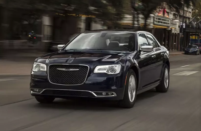 Chrysler 300C front