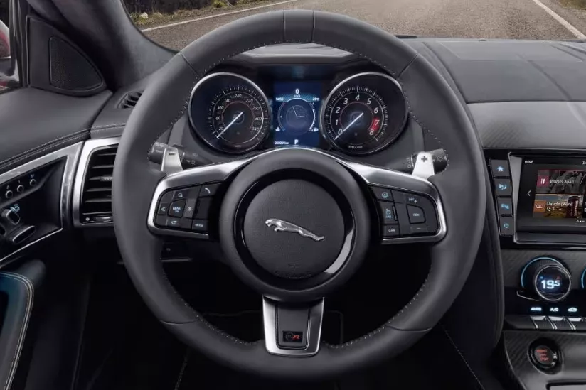 Jaguar F-Type steering wheel