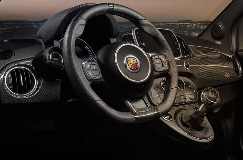 Abarth 695 interior