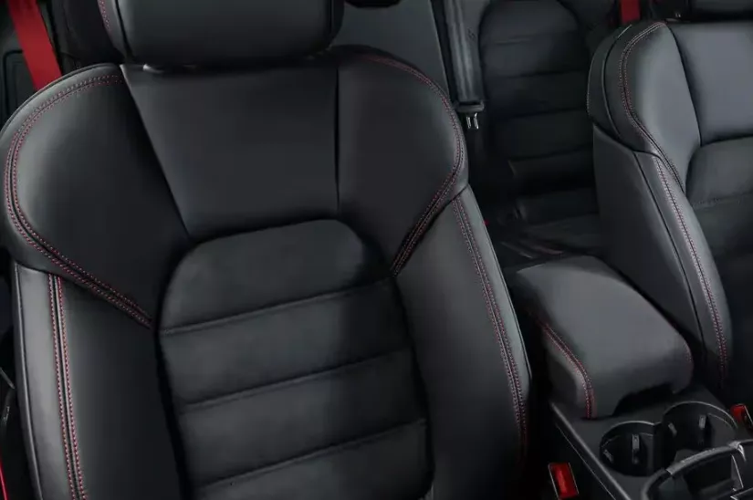 Porsche Macan seats