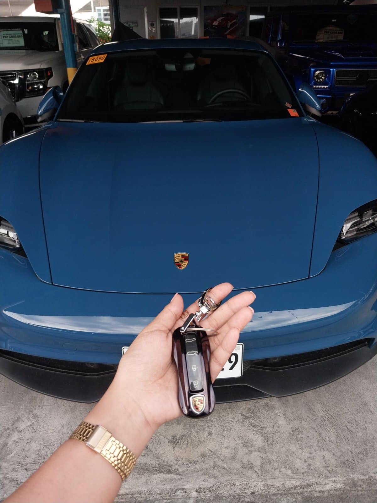 Elle Yangco - PLK Car Trading