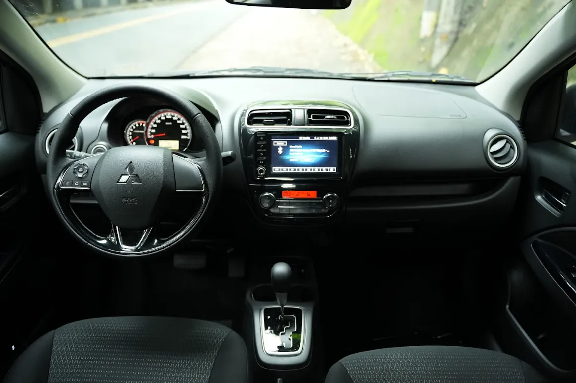 2025 Mitsubishi Mirage G4 GLS 1.2 CVT interior