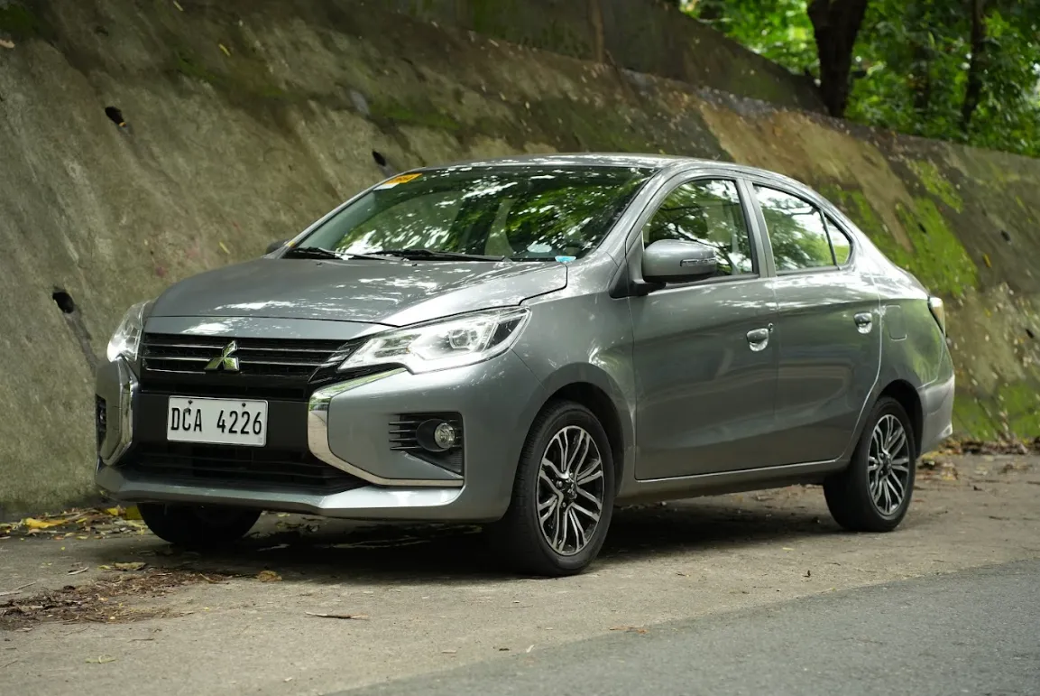 2025 Mitsubishi Mirage G4 GLS 1.2 CVT exterior