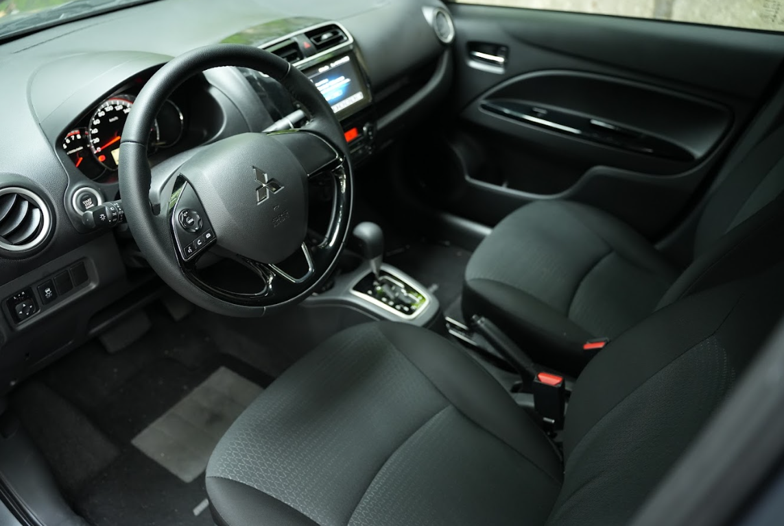 2025 Mitsubishi Mirage G4 GLS 1.2 CVT interior