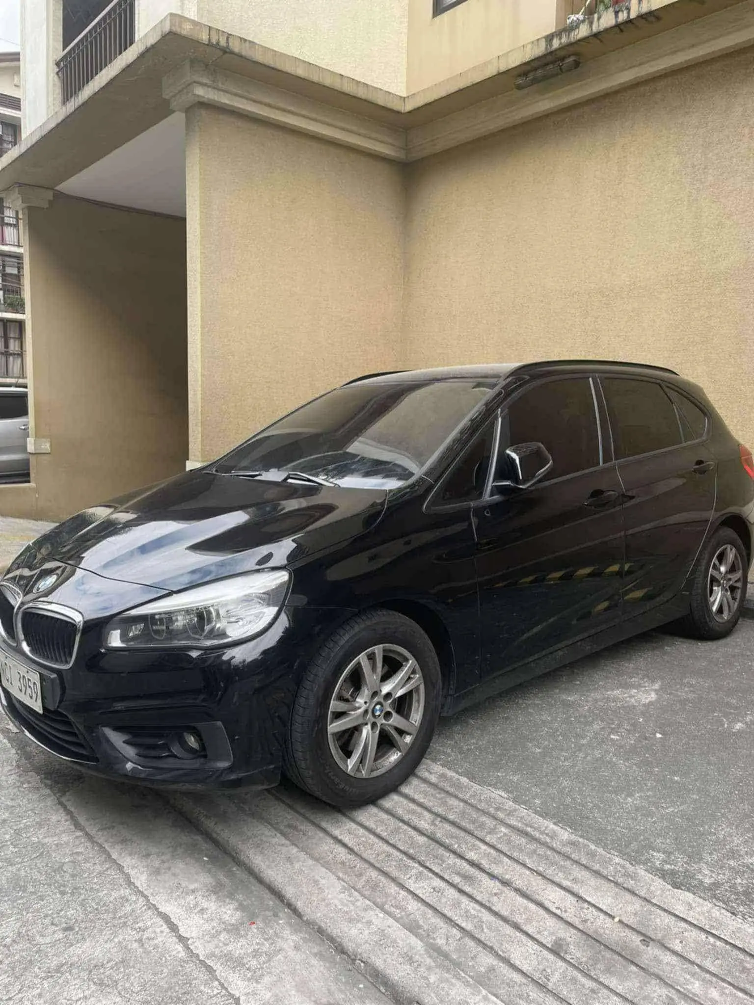 Buy Used BMW 218i 2016 for sale only ₱895000 - ID901756