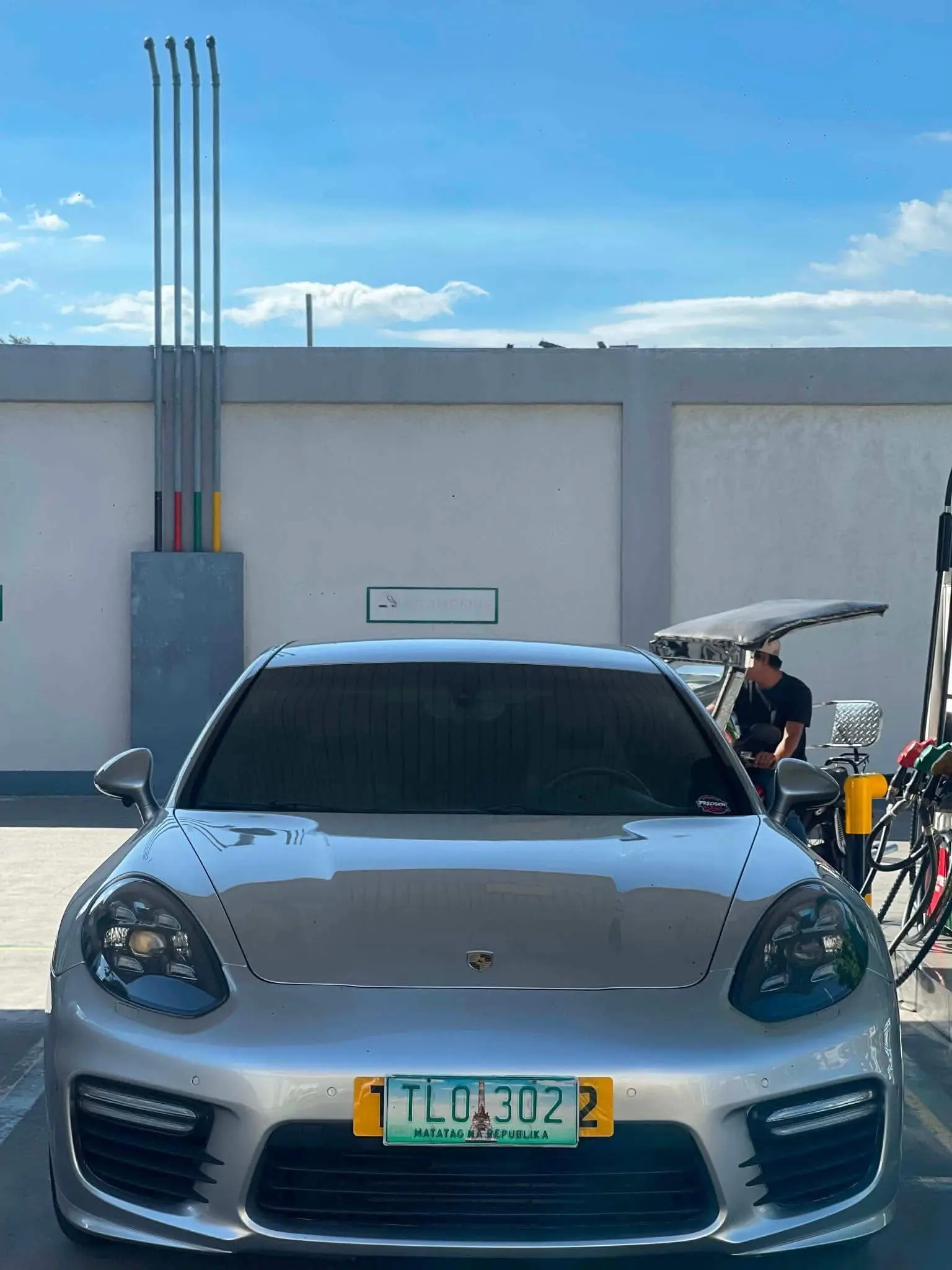 Buy Used Porsche Panamera 2011 for sale only ₱2000000 - ID903718