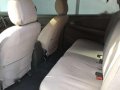 2015 Toyota Innova E 2.5 DIESEL MT casa maintained!-7