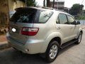 2011 Toyota Fortuner G Manual Diesel Casa vs 2009 2010 2012 2013-4