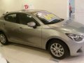 Mazda 2 V plus AT SEDAN-2