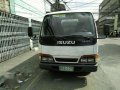 Isuzu nhr 2.8 local fb body-0