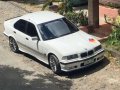 BMW 320i 170k in good condition-1