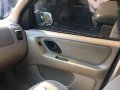 Ford Escape 2006-9