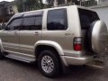 2003 Isuzu Trooper LS 4x2 AT-2